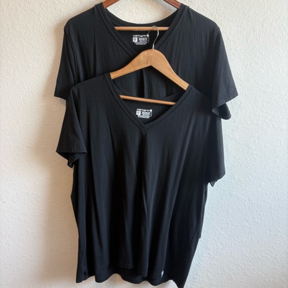 Carhartt XXL Black V Neck Women’s Tee Set of 2
